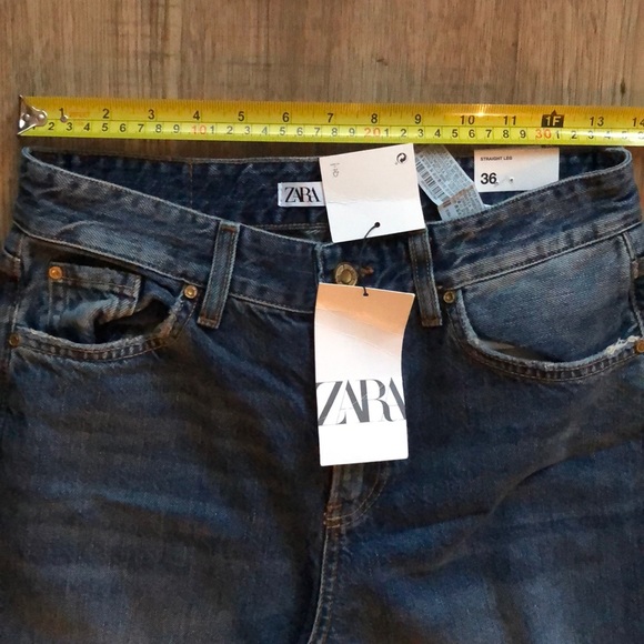 NEW!! Zara High Waisted Ripped Straight Leg Jeans - Picture 10 of 16